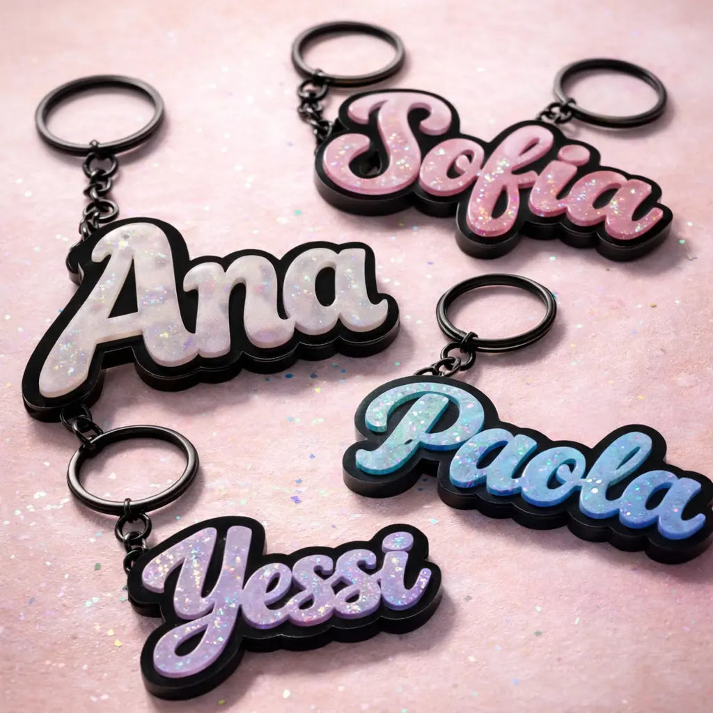 LLAVERO DE NOMBRES  PERSONALIZABLES  DE ACRÍLICO  BRILLO Regalo Personalizado 360
